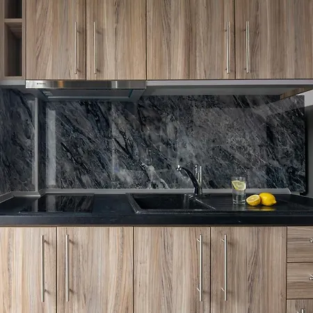 Jolandas House Apartment