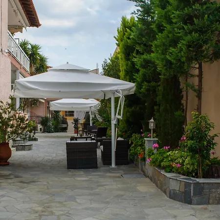 Jolandas House Apartment