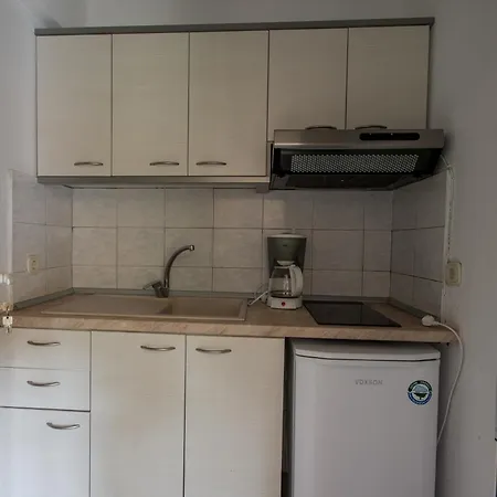 Jolandas House *