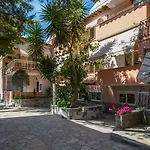 Jolandas House *