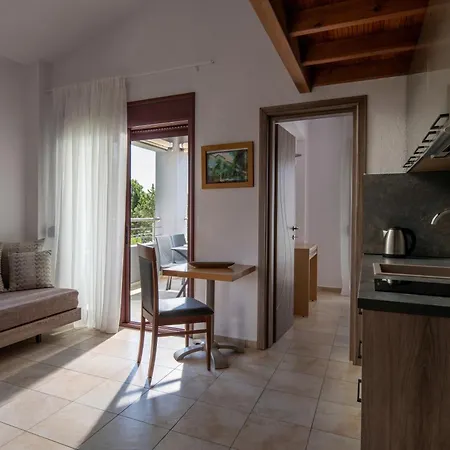 Jolandas House Apartment Toroni