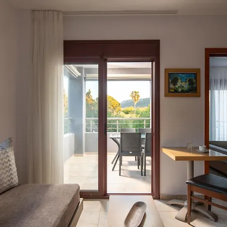 Jolandas House Apartment